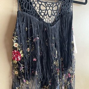 Floral lace High Low Top
